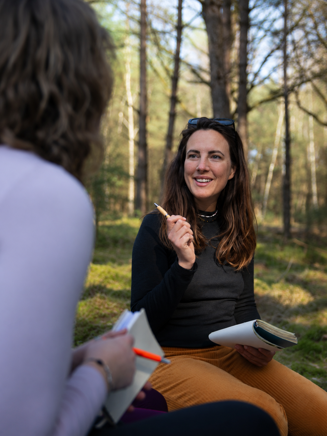 Een-op-een coaching buiten in de natuur